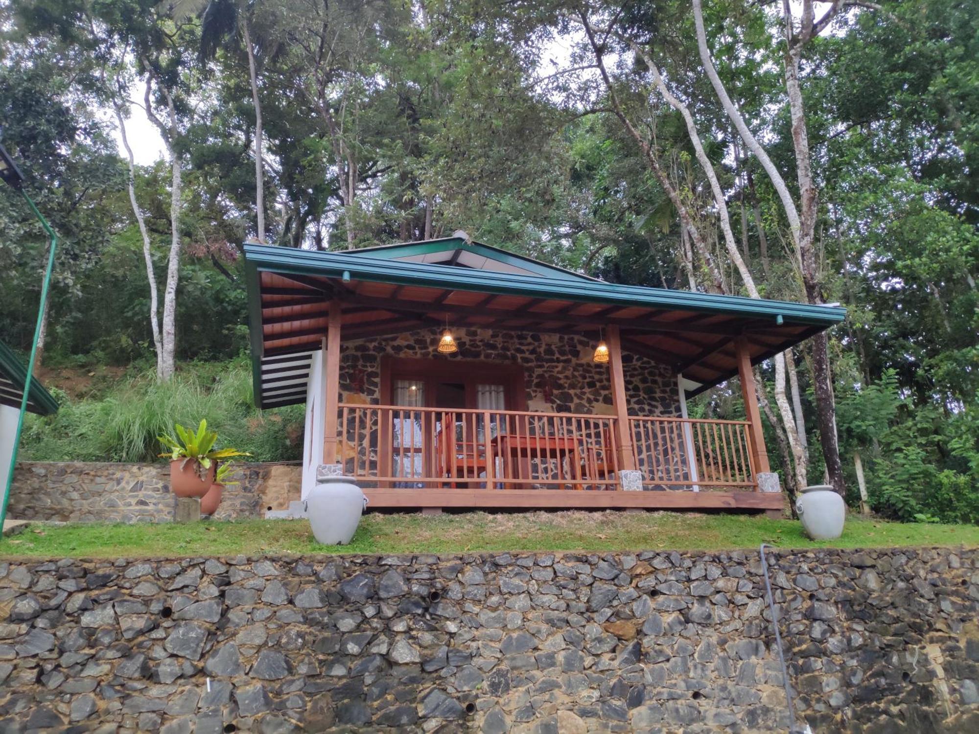 Pinnacle Pearl Hiriketiya Dikwella Exterior foto